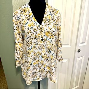 Chiffon floral blouse.